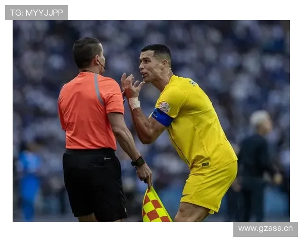 裁判判定利雅得胜利第三球无效正确 C罗犯规动作成关键因素